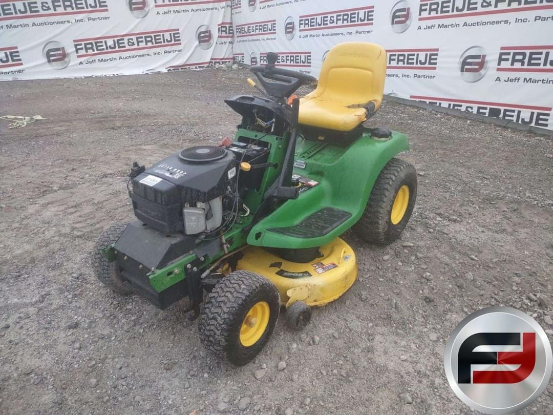 Image of John Deere LT180 Primary image