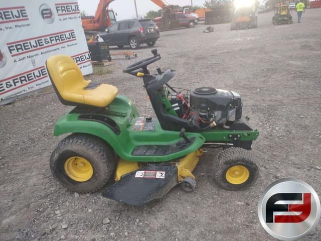 Image of John Deere LT180 equipment image 3