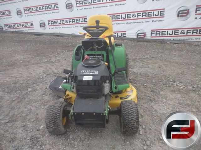 Image of John Deere LT180 equipment image 1