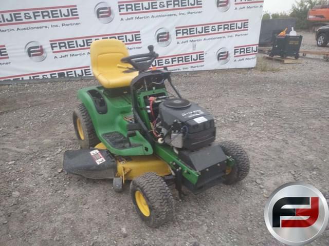 Image of John Deere LT180 equipment image 2