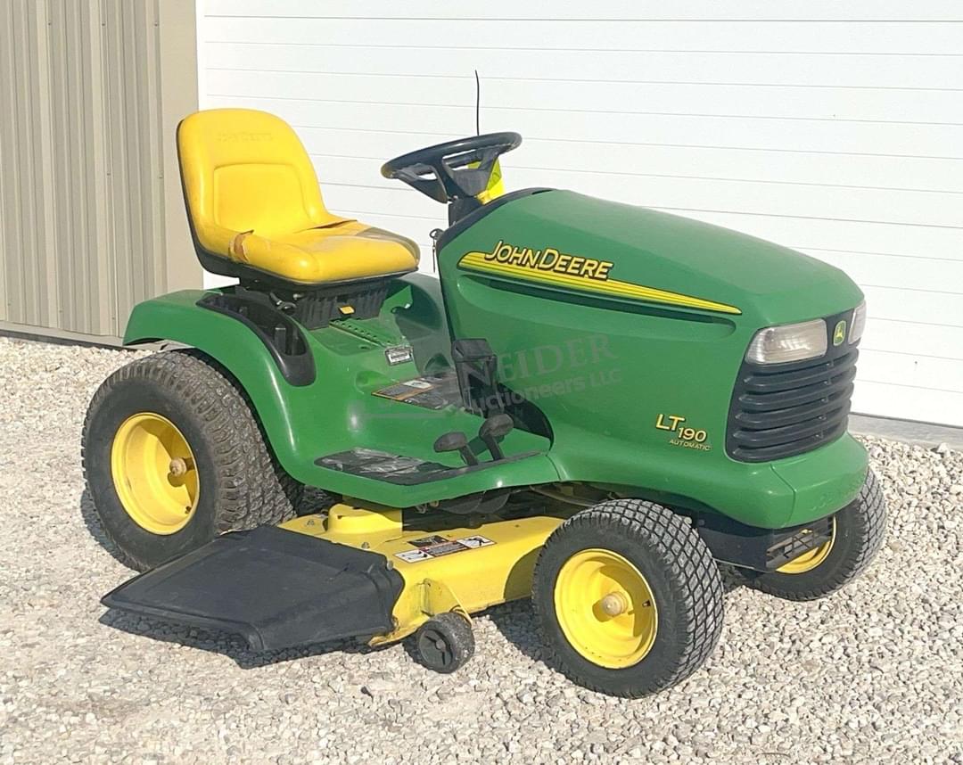 Image of John Deere LT190 Primary image