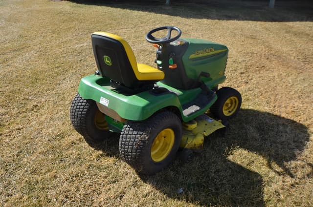 Image of John Deere LT190 equipment image 4