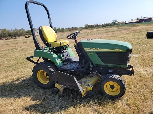 Image of John Deere 2210 equipment image 4