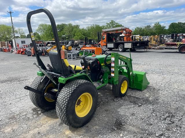 Image of John Deere 4100 equipment image 2