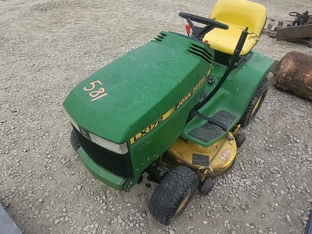 Image of John Deere LX172 equipment image 4