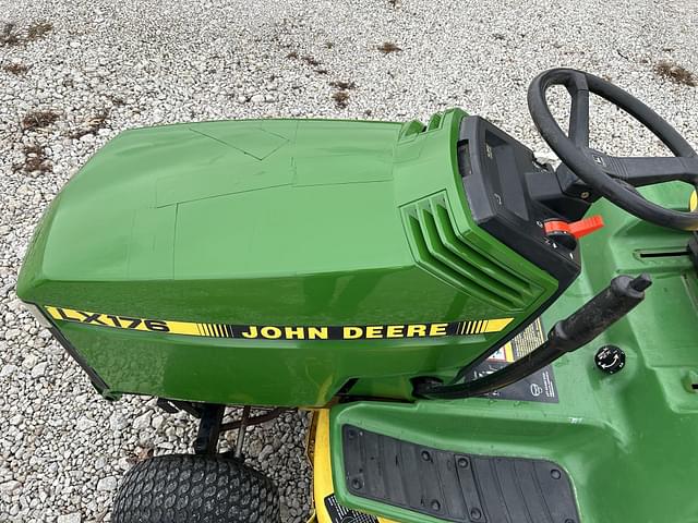 Image of John Deere LX176 equipment image 1