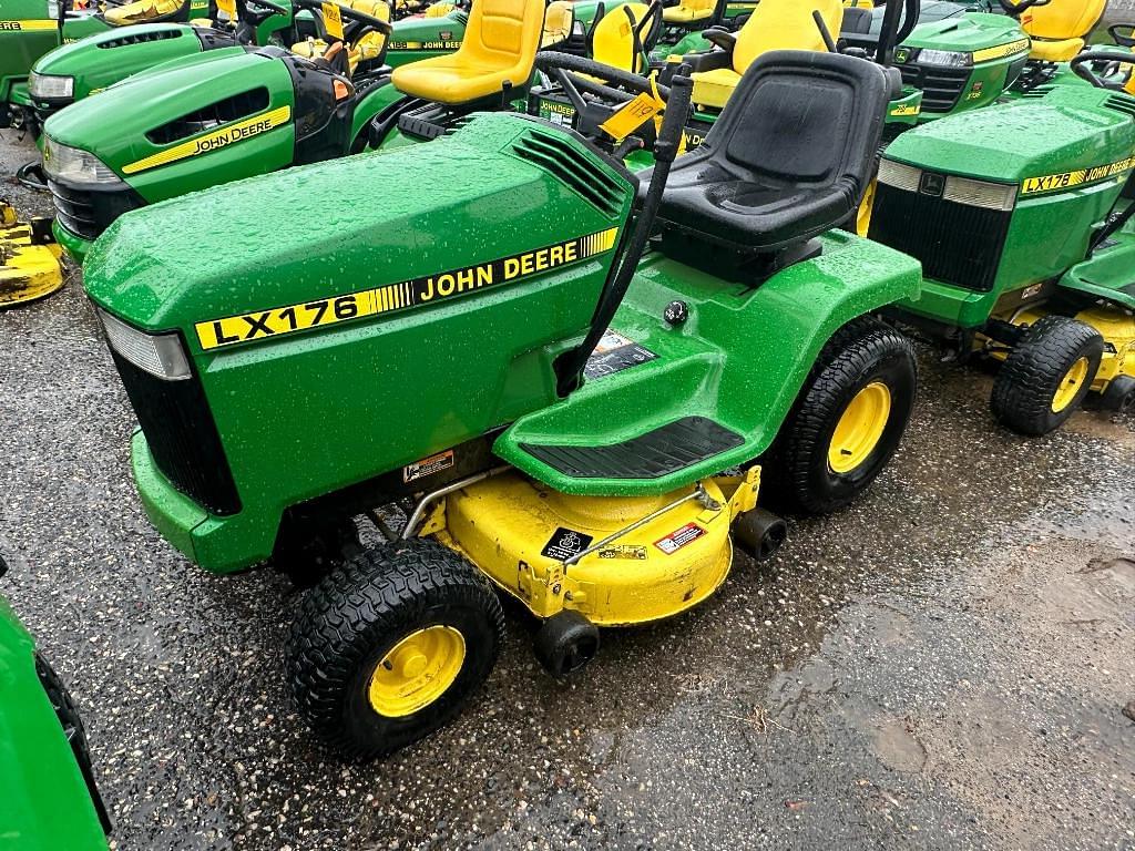 Image of John Deere LX176 Primary image