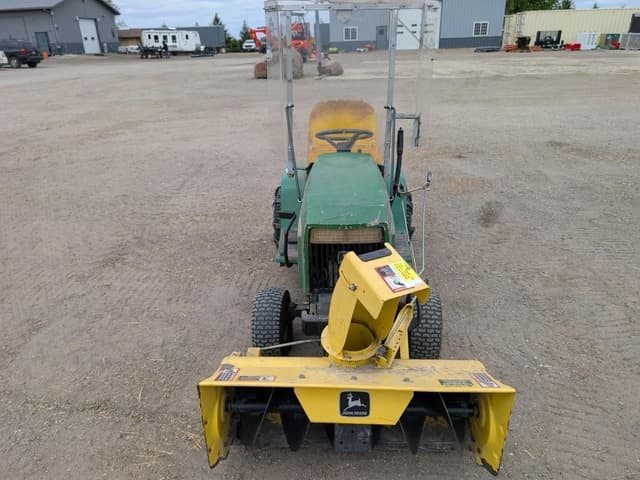 Image of John Deere LX176 equipment image 1