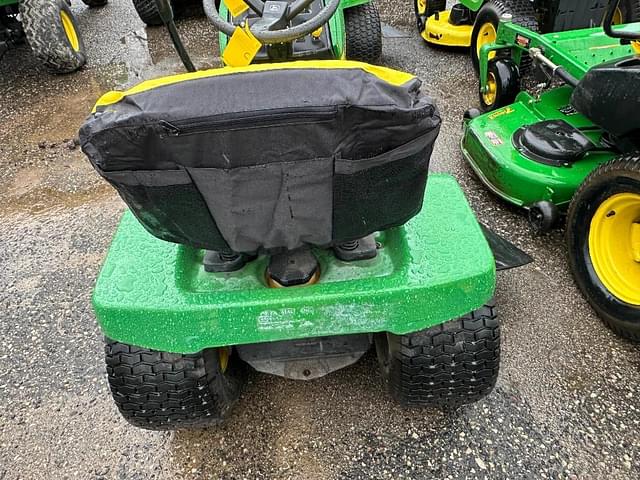 Image of John Deere LX178 equipment image 4