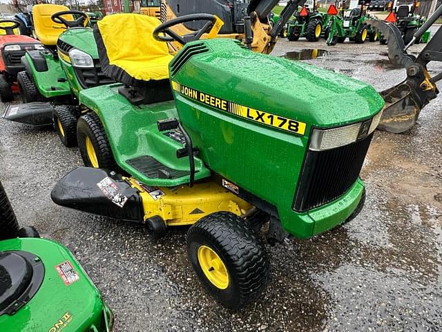 Image of John Deere LX178 equipment image 3