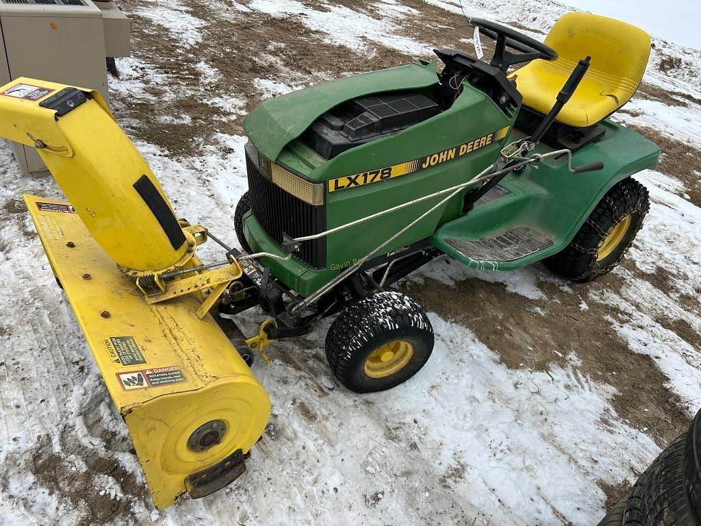 Image of John Deere LX178 Primary image