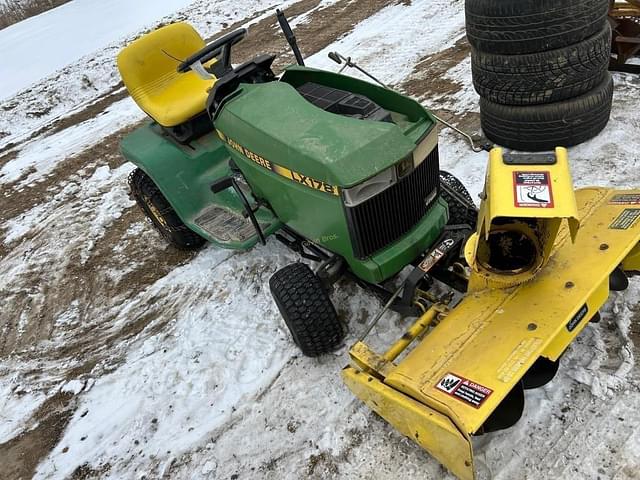 Image of John Deere LX178 equipment image 3