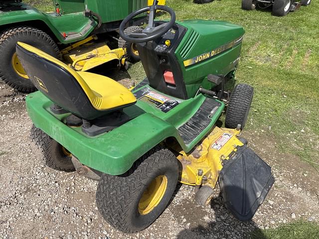Image of John Deere LX188 equipment image 2