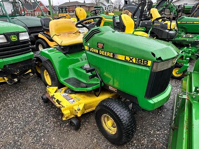 Image of John Deere LX188 equipment image 3