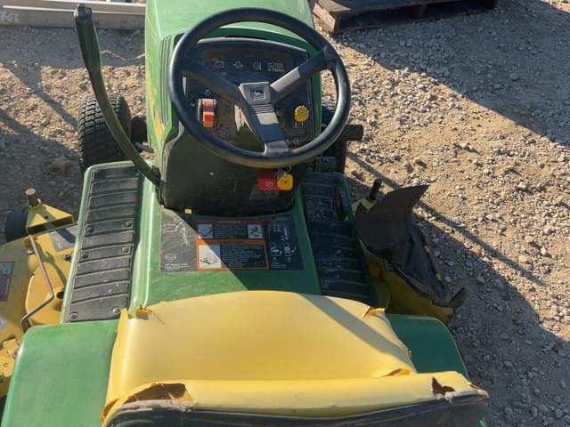 Image of John Deere LX188 equipment image 4