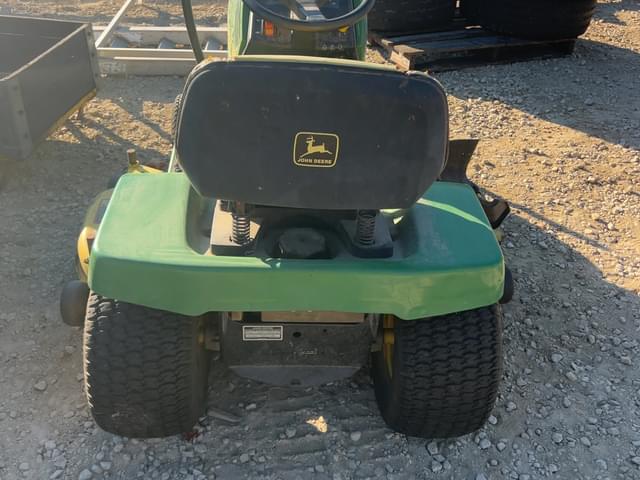Image of John Deere LX188 equipment image 3