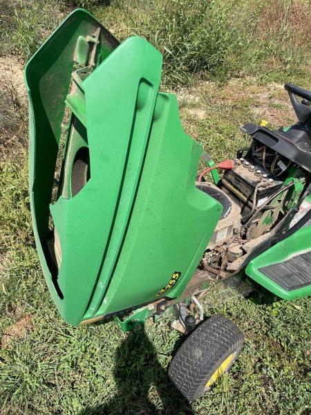 Image of John Deere LX255 equipment image 3
