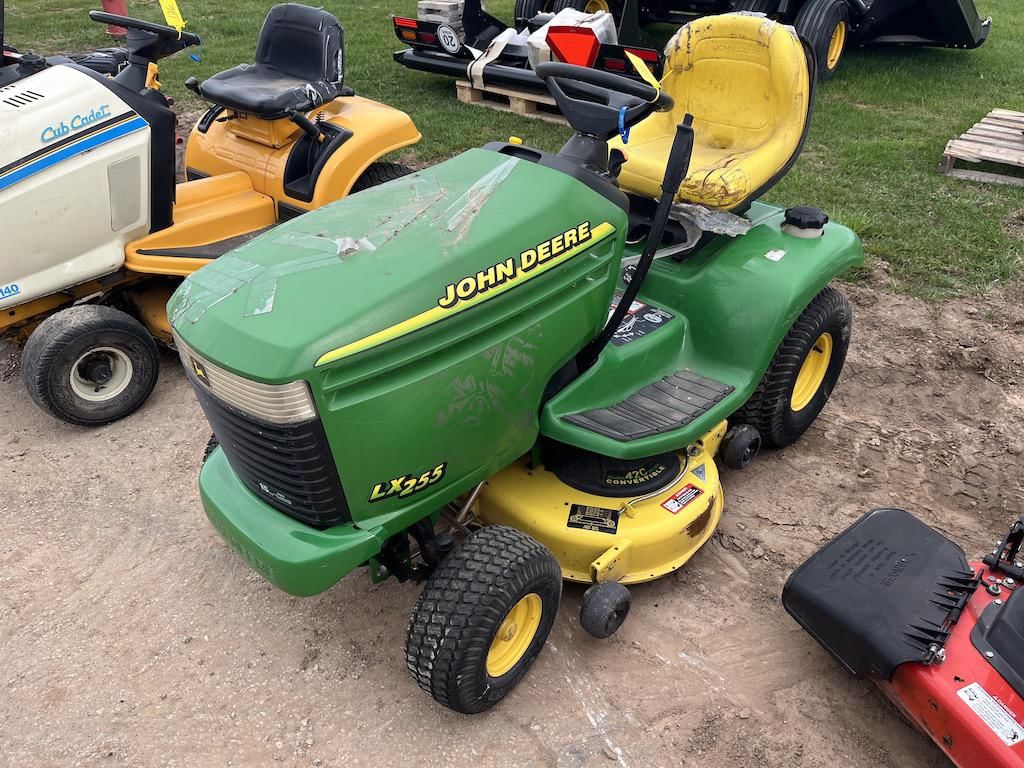 Main image John Deere LX255