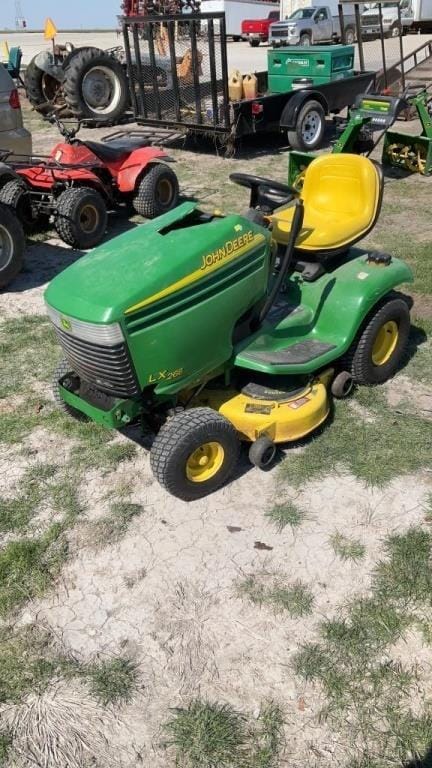 Main image John Deere LX266