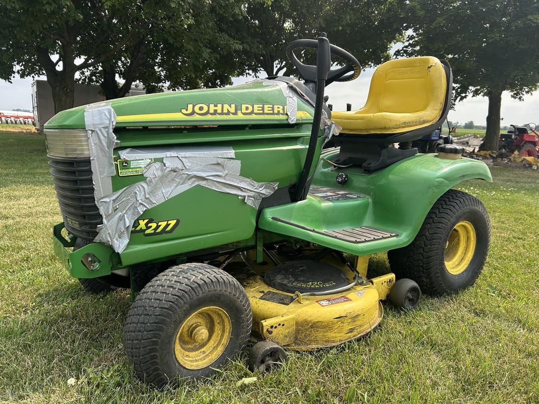 Image of John Deere LX277 Primary image