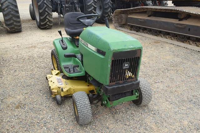 Image of John Deere LX277 equipment image 1