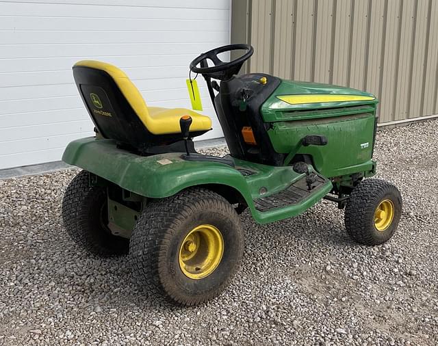 Image of John Deere LX277 equipment image 4