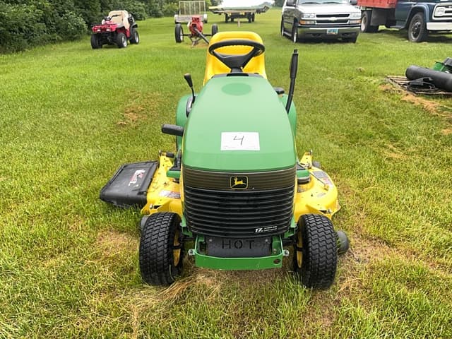 Image of John Deere LX279 equipment image 1