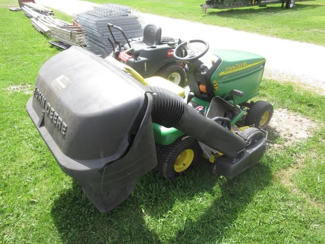 Image of John Deere LX279 equipment image 2