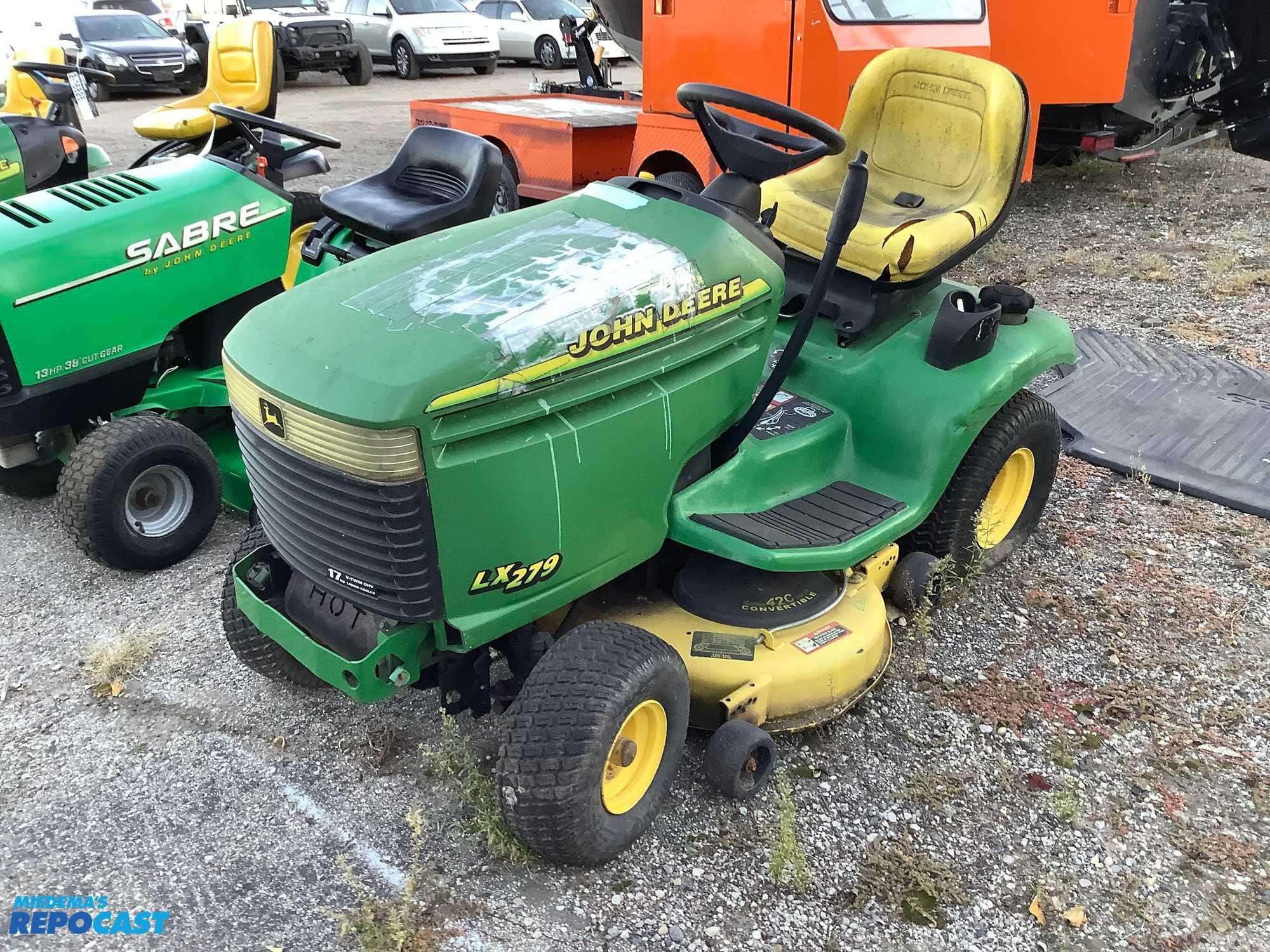 Main image John Deere LX279