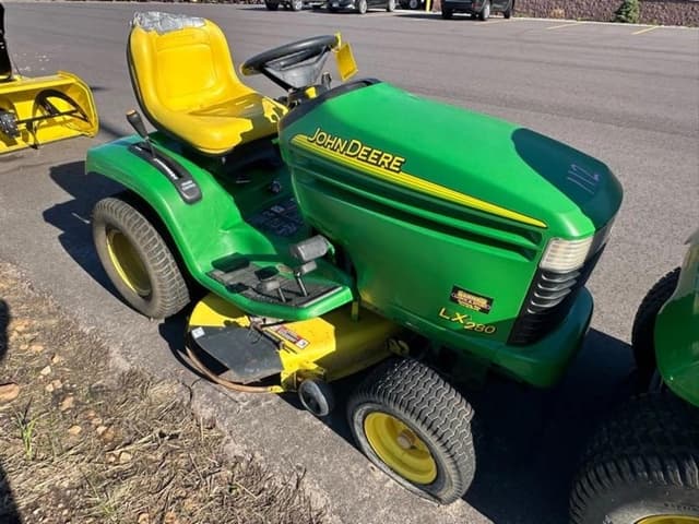 Image of John Deere LX280 equipment image 3