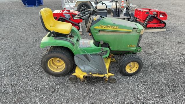 Image of John Deere LX280 equipment image 3