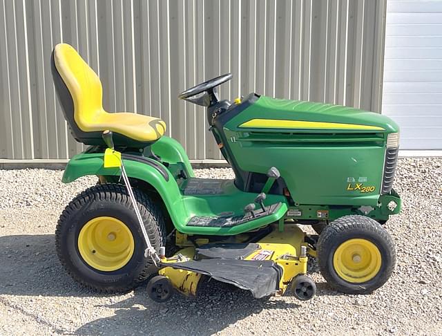 Image of John Deere LX280 equipment image 2