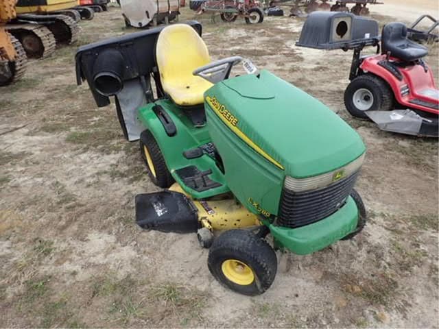 Image of John Deere LX280 equipment image 1
