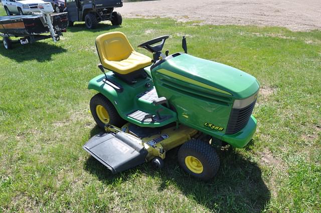 Image of John Deere LX288 equipment image 2