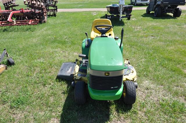 Image of John Deere LX288 equipment image 1