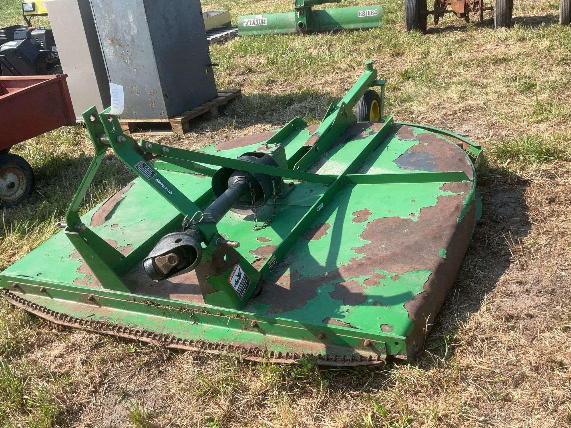 John Deere LX6 Equipment Image0