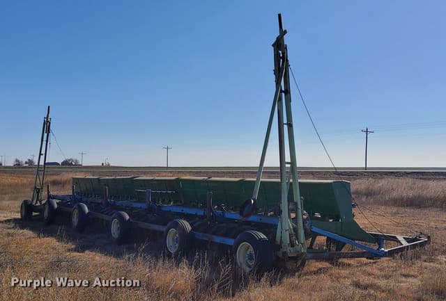 Image of John Deere LZ812 equipment image 3