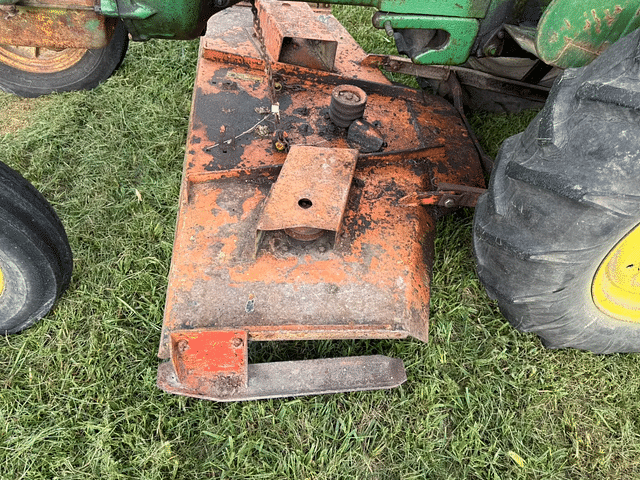 Image of John Deere M equipment image 1