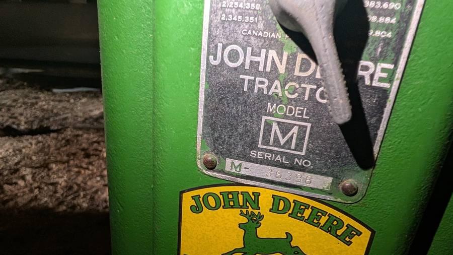 Image of John Deere M Image 1