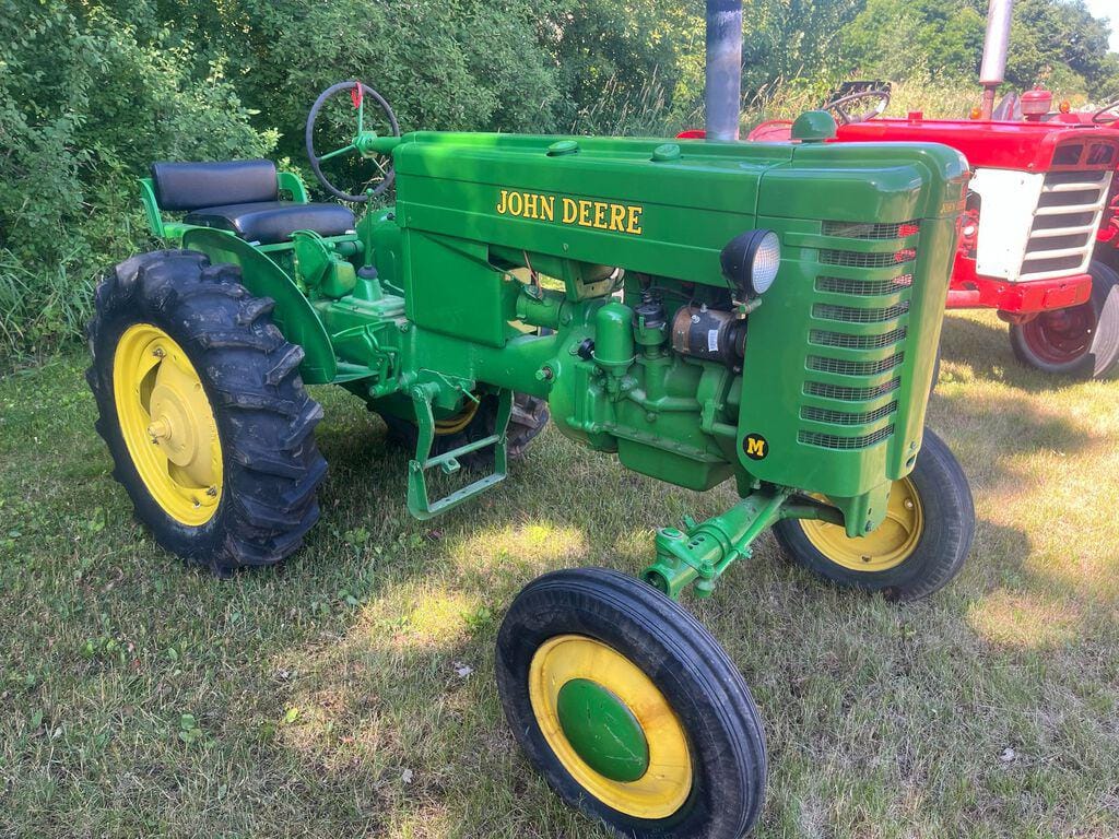 Main image John Deere M