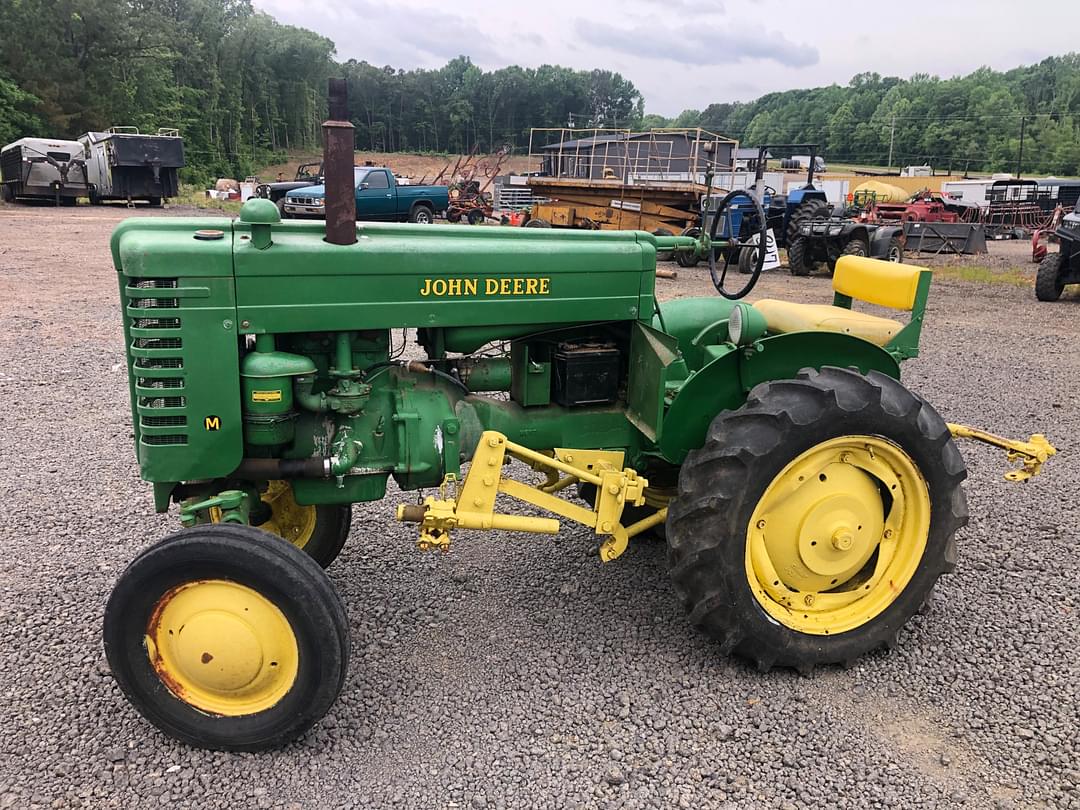 Image of John Deere M Primary image