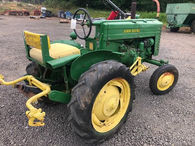Image of John Deere M equipment image 4