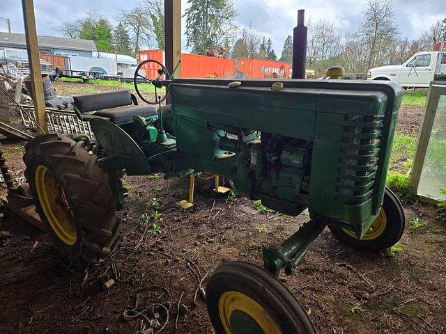 Image of John Deere M equipment image 3