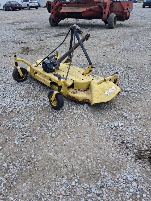 Image of John Deere 272 equipment image 4