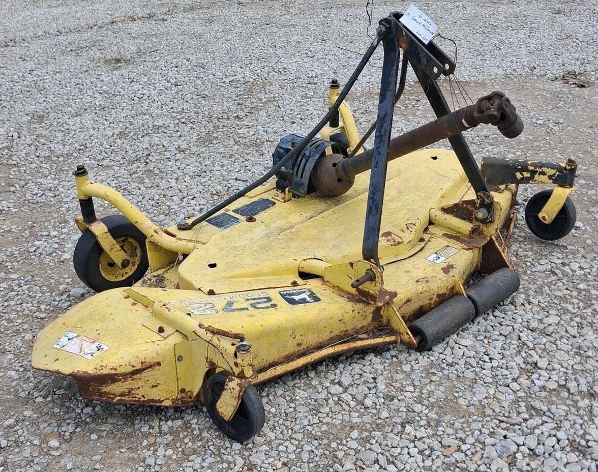 John Deere 272 Equipment Image0