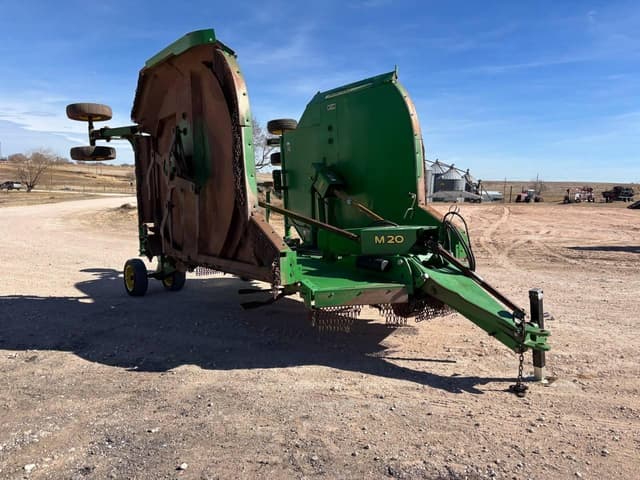 Image of John Deere M20 equipment image 1
