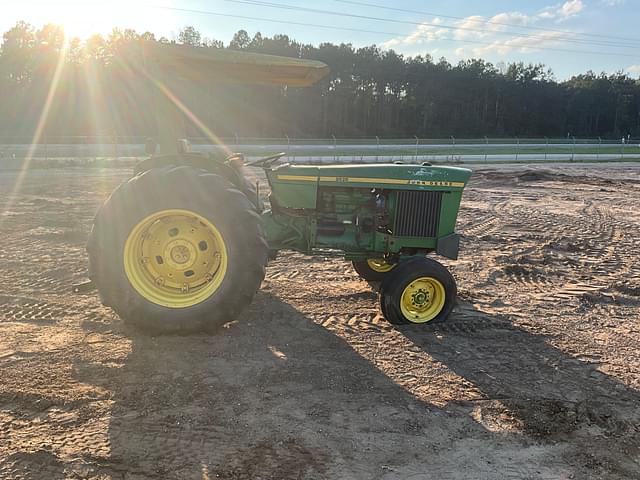 Image of John Deere 2020 equipment image 3