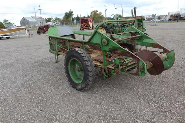 Image of John Deere L equipment image 2