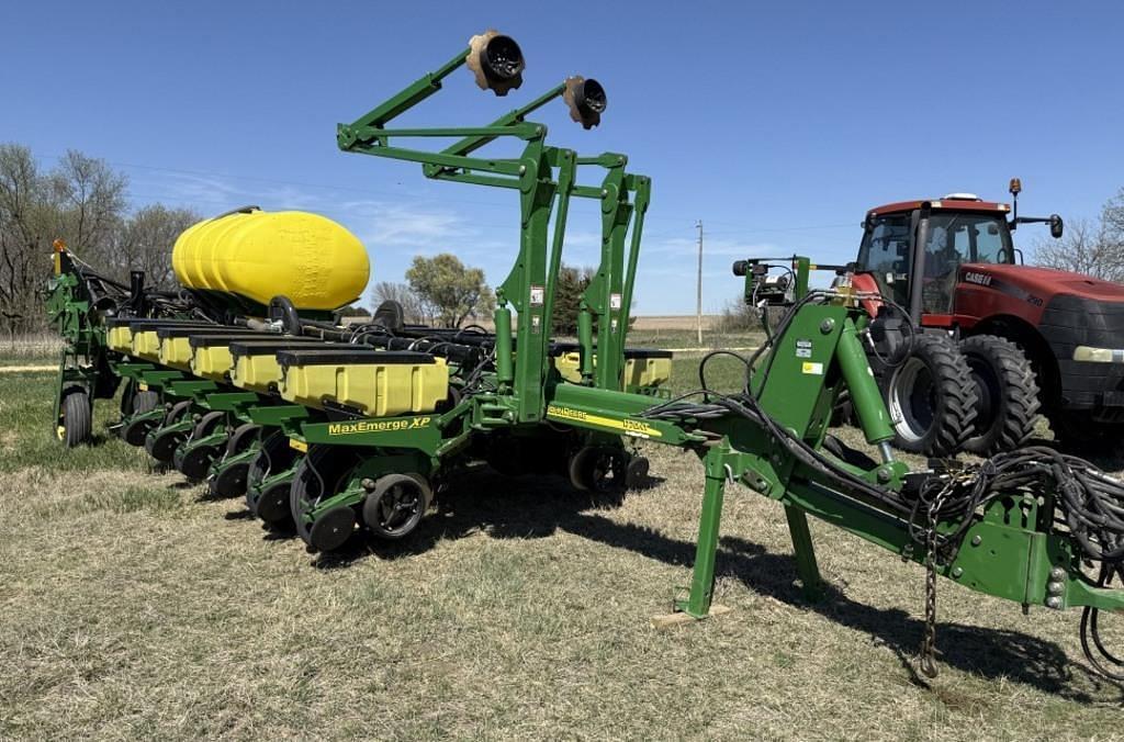 Image of John Deere 1770 Primary image