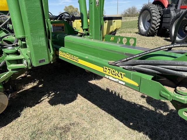 Image of John Deere 1770 equipment image 1